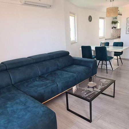 Apartment Fortuna Макарска Екстериор снимка