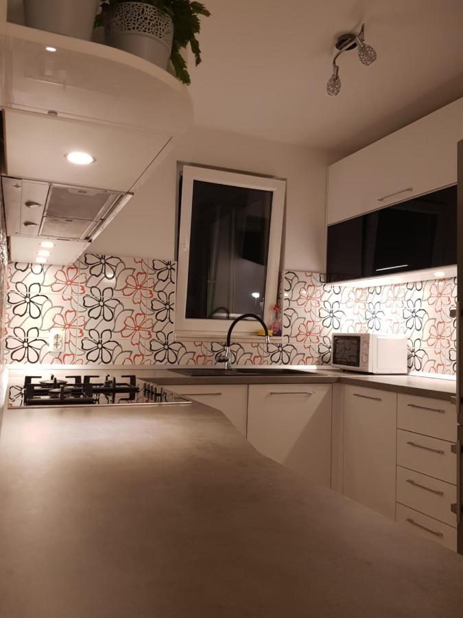 Apartment Fortuna Макарска Екстериор снимка