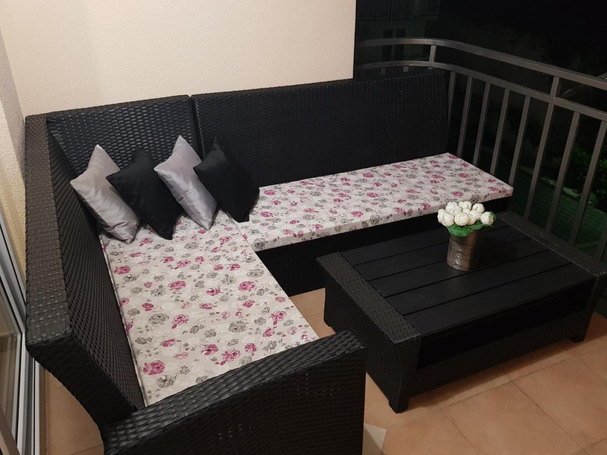 Apartment Fortuna Макарска Екстериор снимка