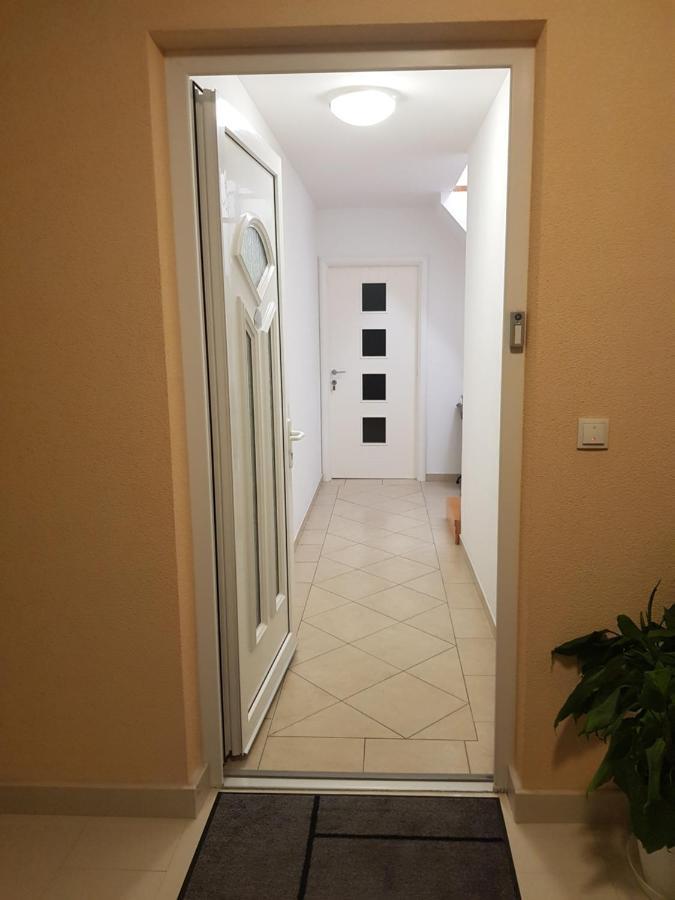 Apartment Fortuna Макарска Екстериор снимка