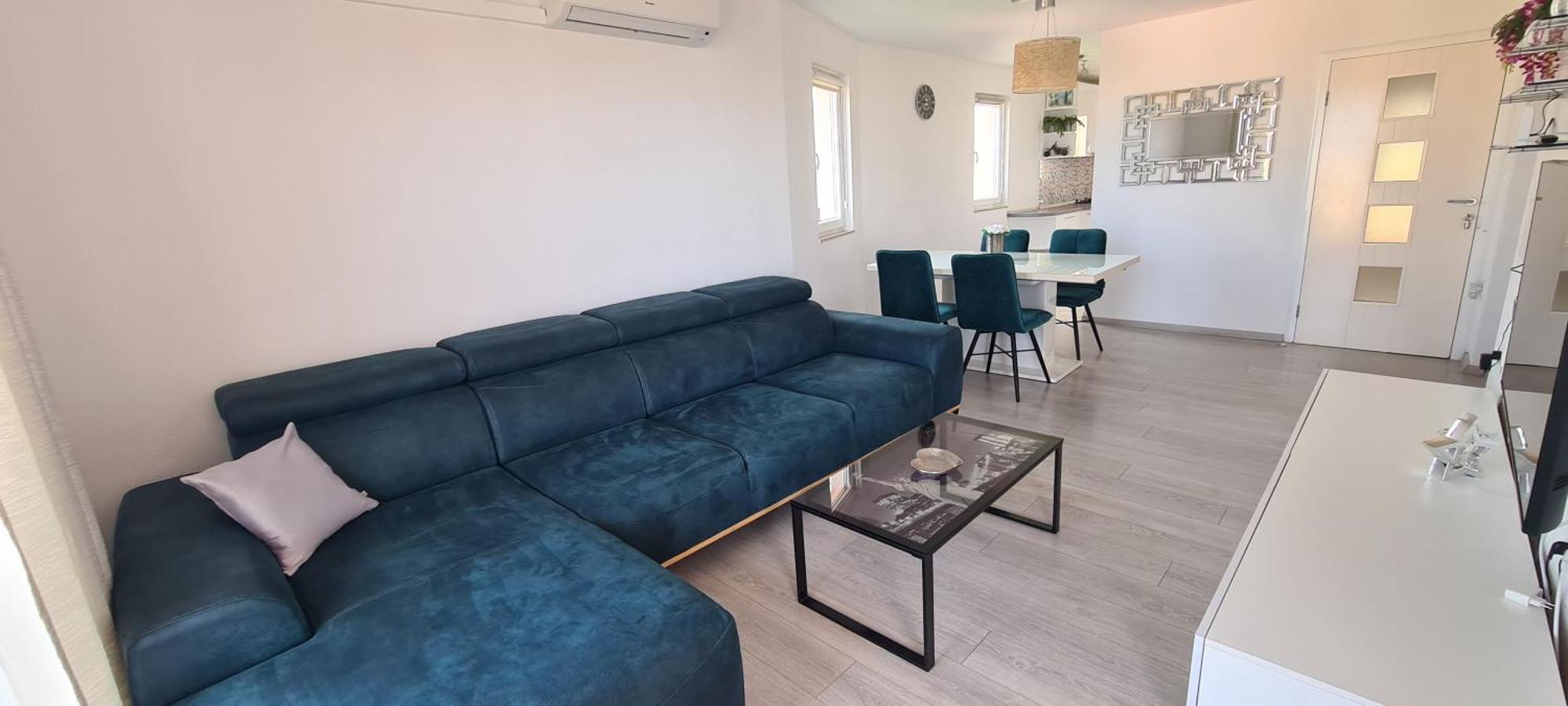 Apartment Fortuna Макарска Екстериор снимка