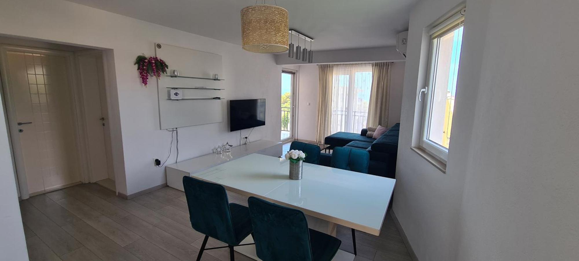 Apartment Fortuna Макарска Екстериор снимка